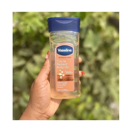 Vaseline Cocoa Radiant Body Oil with Pure Cocoa Butter – 200ml