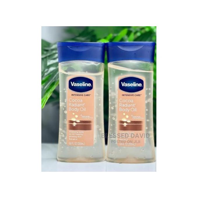Vaseline Cocoa Radiant Body Oil with Pure Cocoa Butter – 200ml