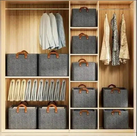 Foldable Clothes Storage Bag / Laundry Bin (47x29x20cm)