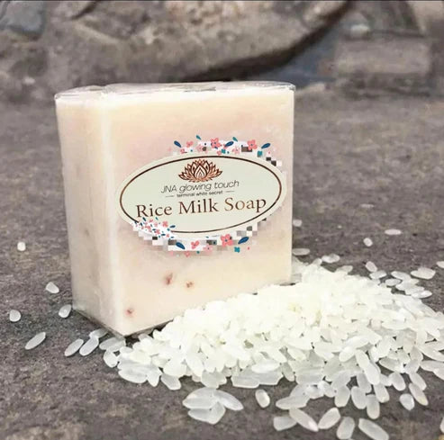 Aichun Beauty Natural Essence Rice Soap.