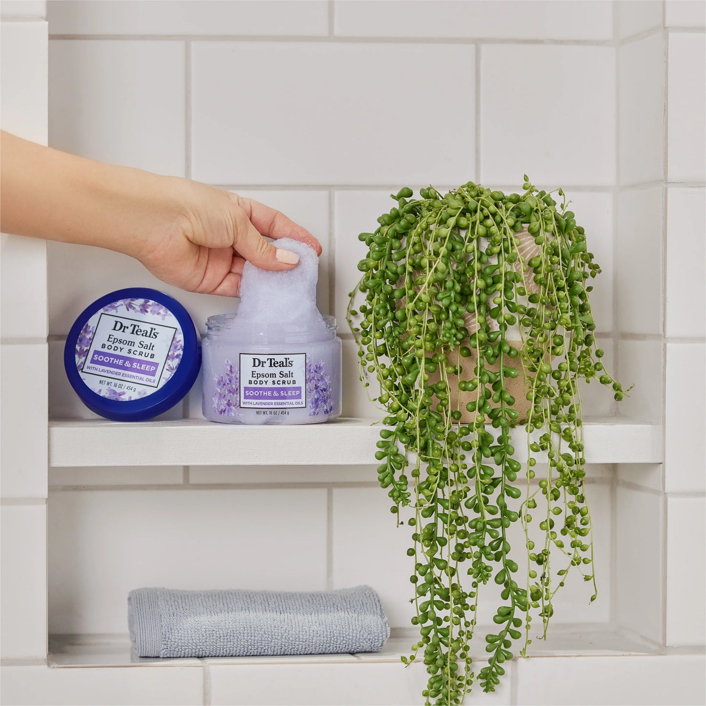 Dr Teal's Lavender Epsom Salt Body Scrub with Shea Butter & Jojoba Oil – 454g