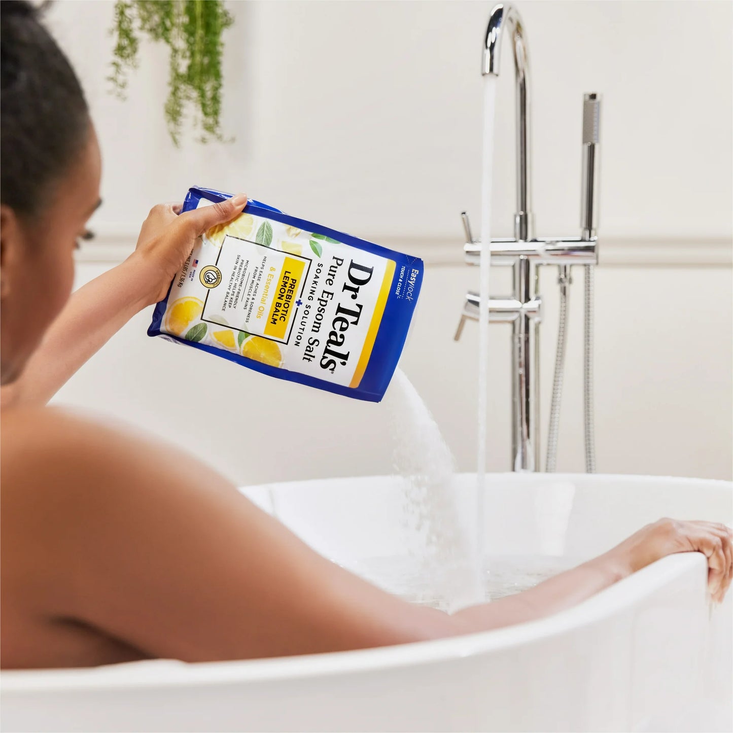 Dr Teal’s Epsom Salt Magnesium Soak with Prebiotic Lemon Balm