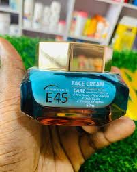 E45 Dermatological Face Cream