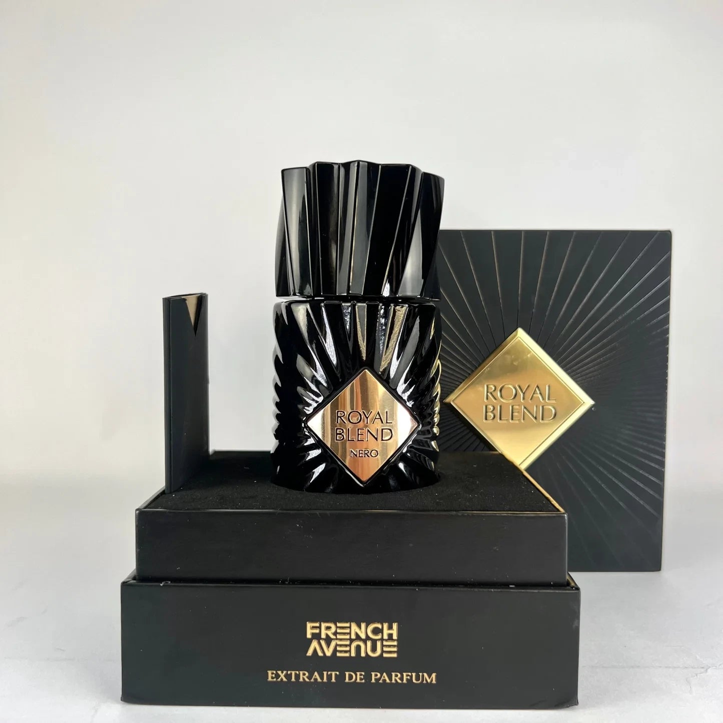French Avenue Royal Blend Nero Eau de Parfum (EDP)
