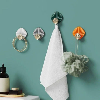 Creative shell shaped hooks