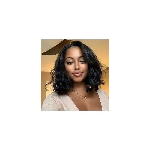 Short bodywave wig