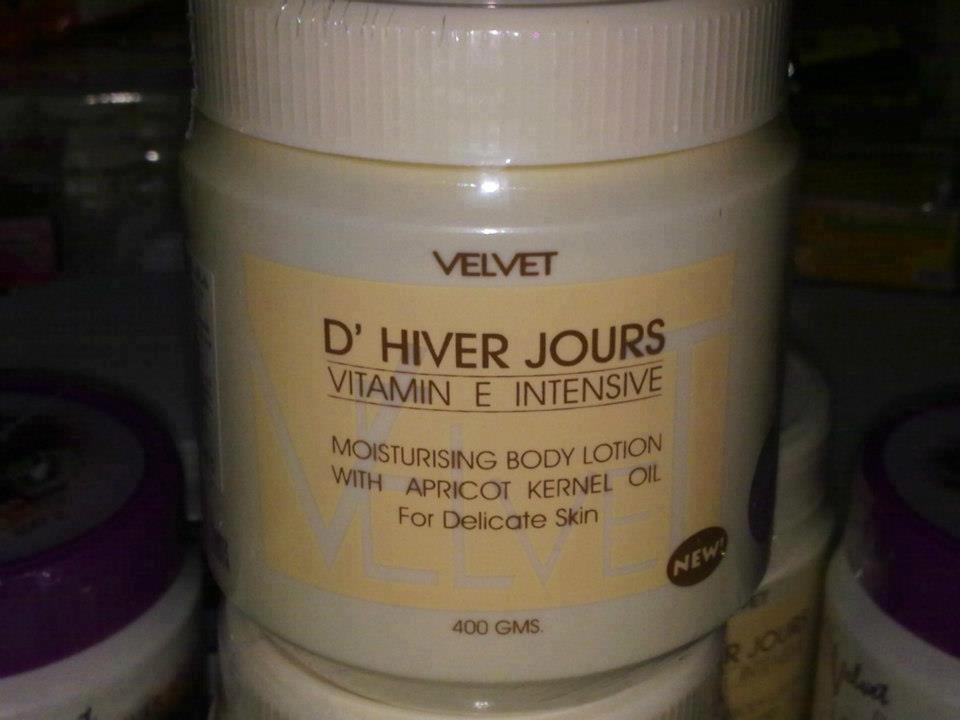 Velvet D'Hiver Jours Vitamin E Intensive Moisturizing Body Lotion