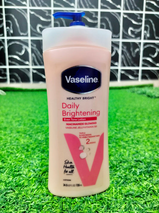 Vaseline Daily Brightening with Niacinamide Glowing Lotion – 725ml