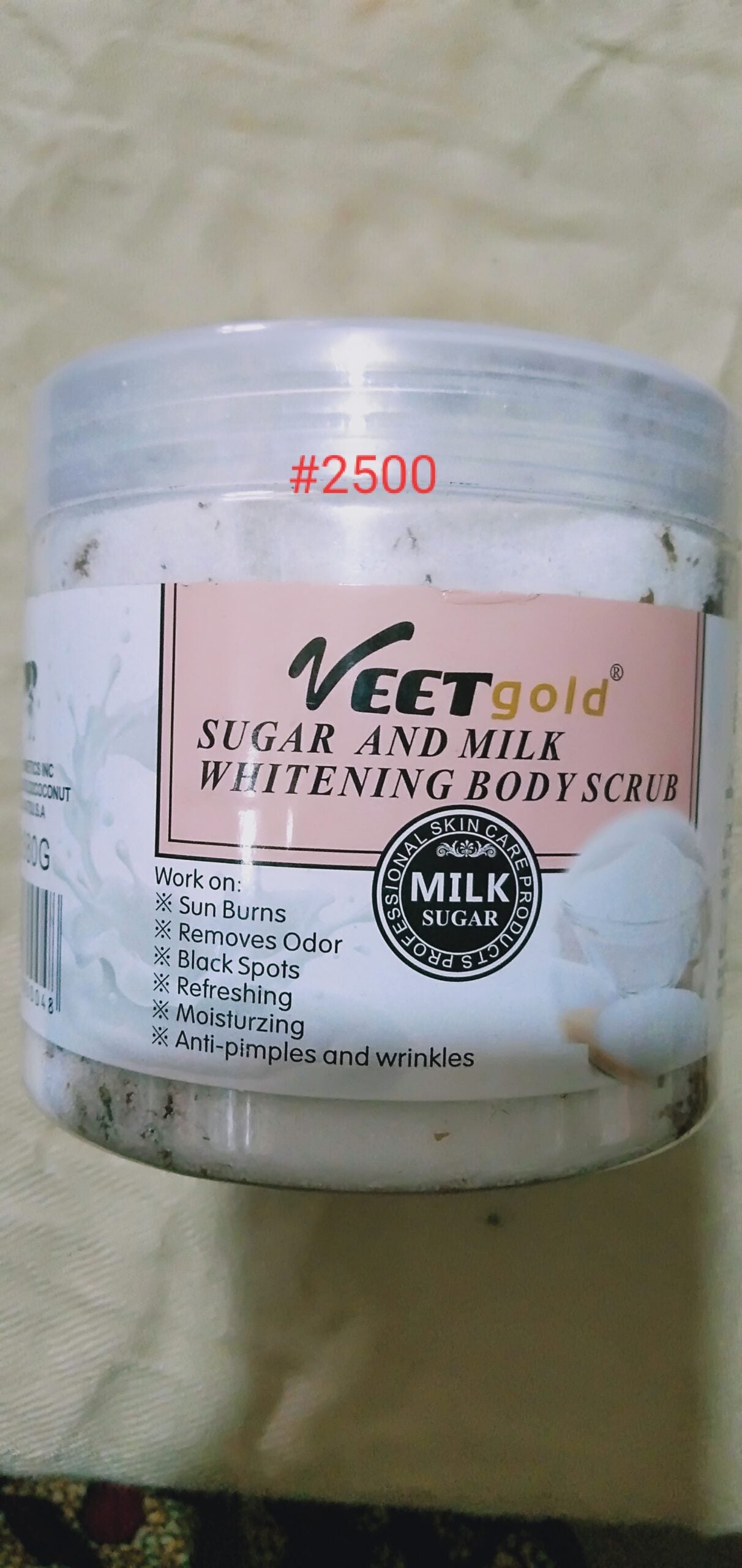 Veet Gold Sugar & Milk Whitening Body Scrub