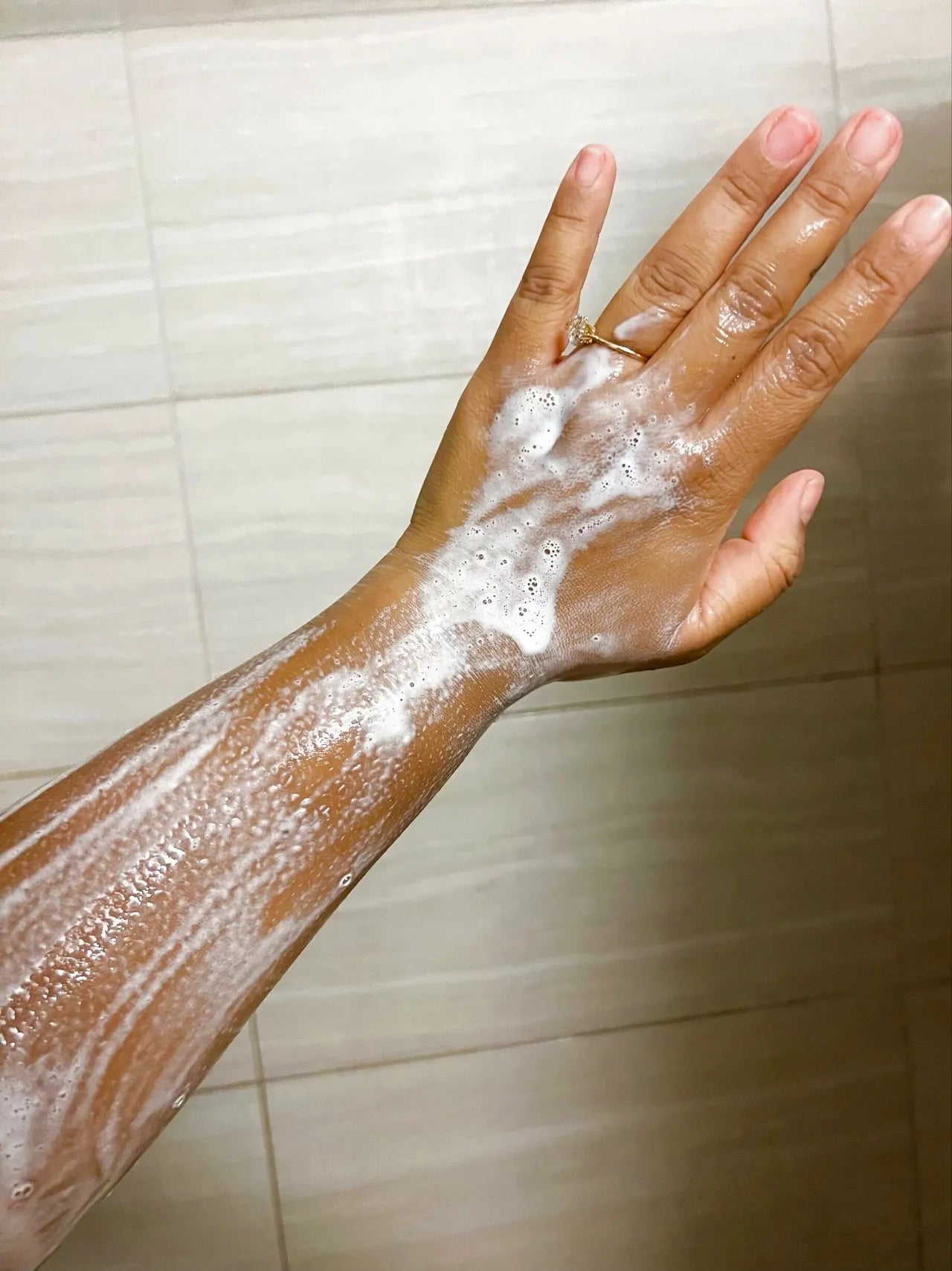 Dove Deep Moisture Body Wash
