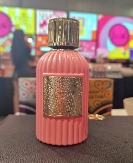 Qissa Pink Paris Corner Eau de Parfum – 100 ML