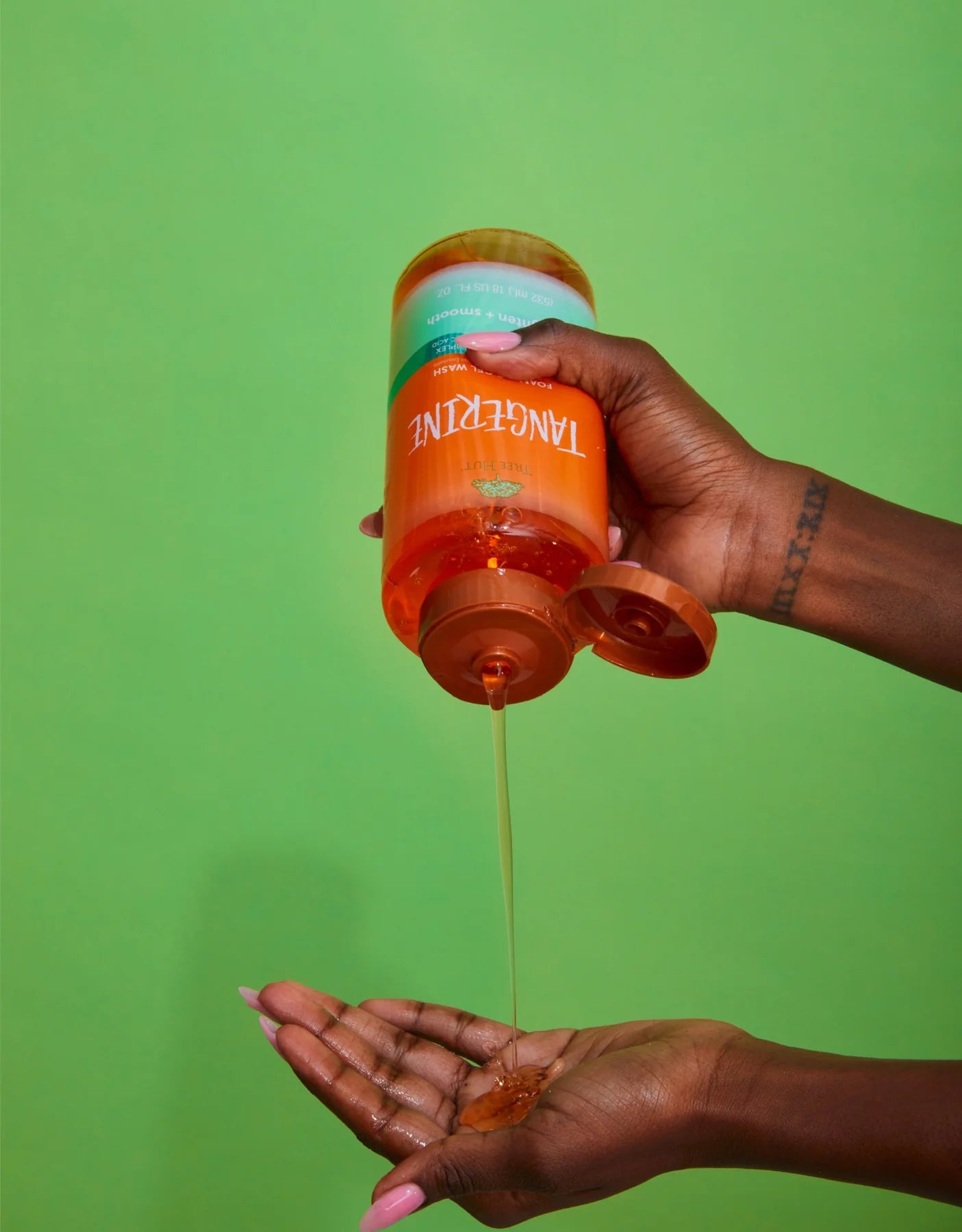 Tree Hut Tangerine Foaming Gel Wash