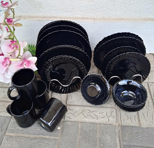 20pc Black Dinner set