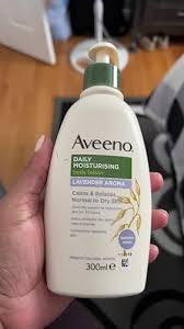 Aveeno Daily Moisturising Body Lotion Lavender Aroma 300ml