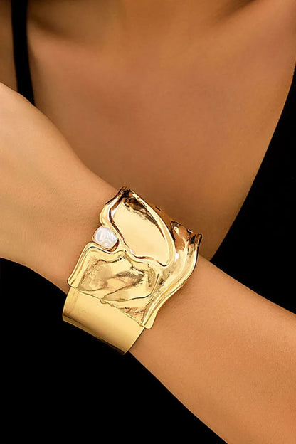Metallic Pearl Decor Cuff Bangle