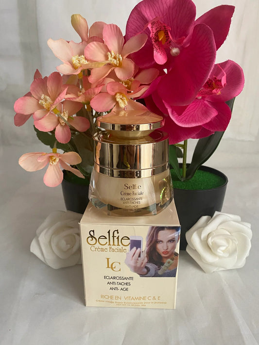 Selfie Whitening Face Cream with Vitamin C & E