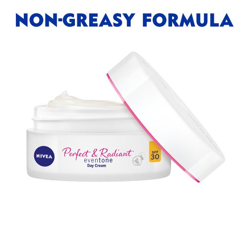 NIVEA Perfect & Radiant Even Tone Day Cream – 50ml