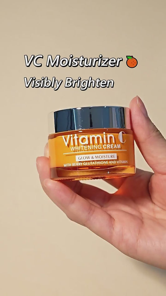 DISAAR Vitamin C Glow & Moisture Whitening Cream
