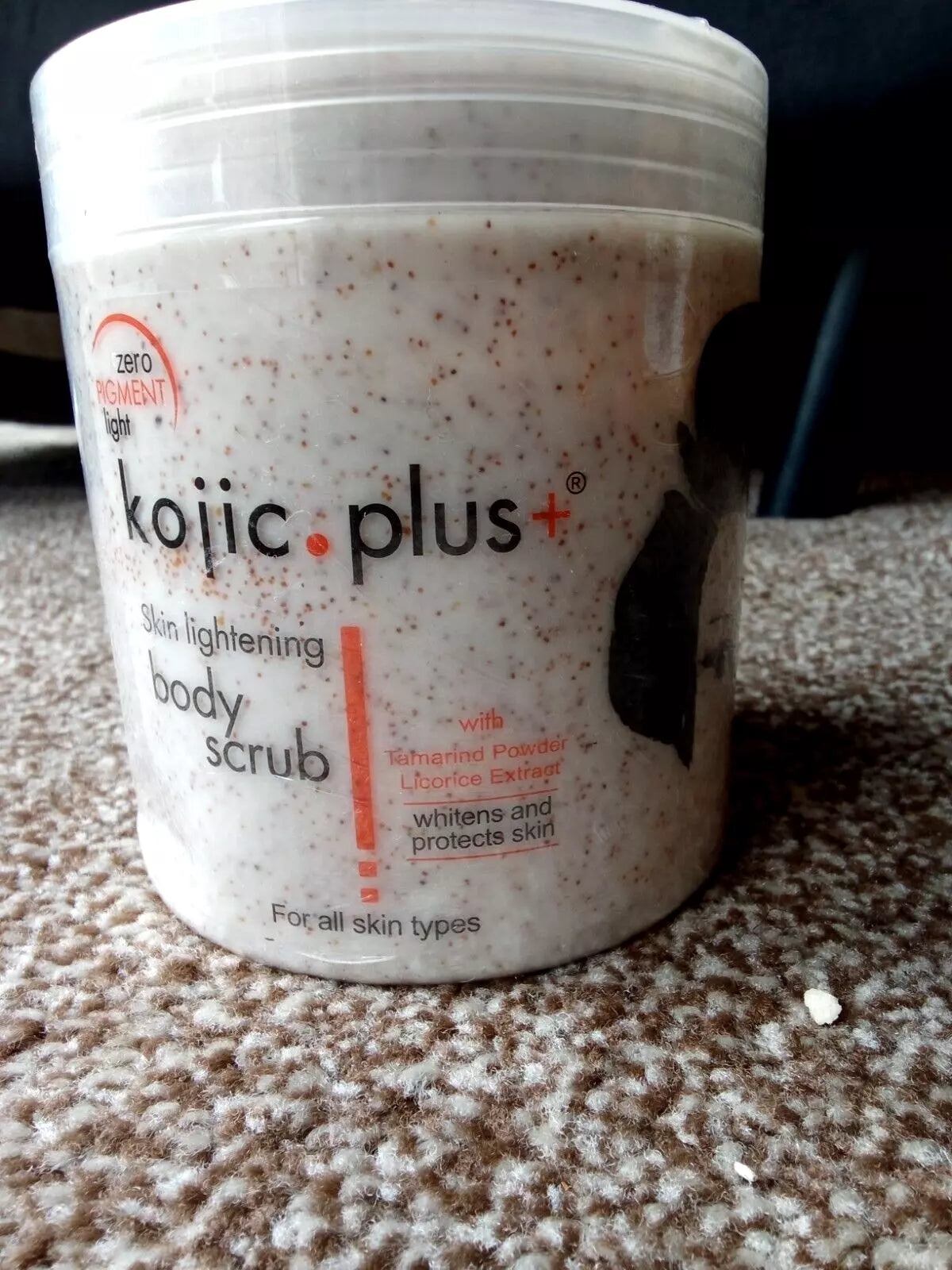 Kojic Plus Skin Lightning Body Scrub 500g